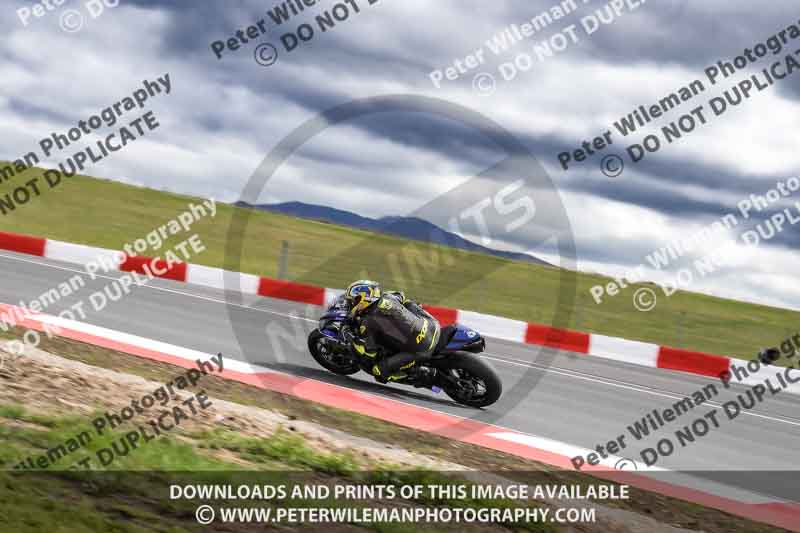 cadwell no limits trackday;cadwell park;cadwell park photographs;cadwell trackday photographs;enduro digital images;event digital images;eventdigitalimages;navarra;no limits trackdays;peter wileman photography;racing digital images;trackday digital images;trackday photos